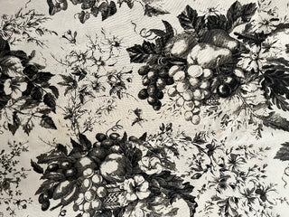 LARGE DARK GREY & CREAM FRUIT FLORAL & BASKET COTTON TABLECLOTH 54" X 116" NO RIPS OR STAINS (KJS) RCD|118921