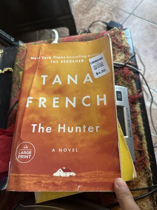 Tana French "The hunter" #62 VV MTS