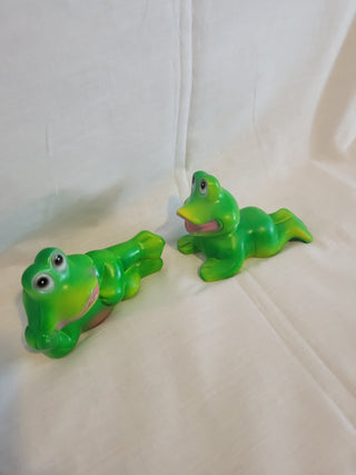 Vintage 1977 Miller Studio Chalkware Frogs - Set of 2 RCD|106201