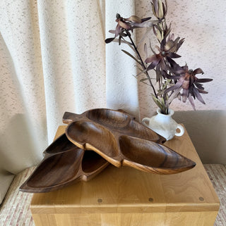 Vintage Monkey Pod Leaf Bowl (Philippines) (LZD - RSV)