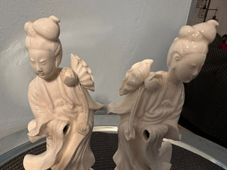 Oriental Porcelain Holding Rose SET  MTS