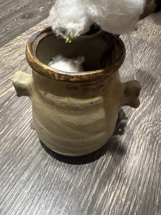 Hand made pottery w/cotton flowers RCD|119325