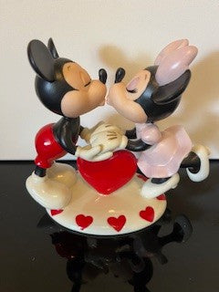 #2436 Mickey Loves Minnie Lenox RSV|121408