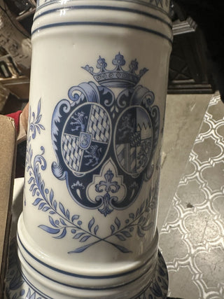 Vintage Schrobenhausen Germany Blue white Lion Lidded Beer Stein #47 VV MTS