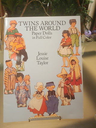Vtg Paper Dolls Twins Around the World RSV