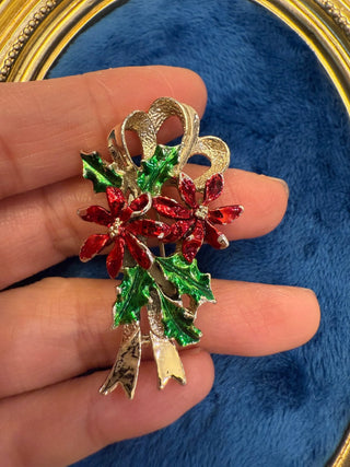 Vintage Gerrys Gold Tone Costume Enameled Poinsettia, Floral Pin 2”x 1.25”