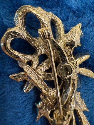 Vintage Gerrys Gold Tone Costume Enameled Poinsettia, Floral Pin 2”x 1.25”