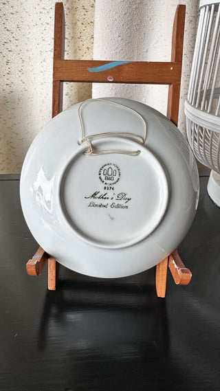 1974 Bing & Grondahl Mother's Day Plate