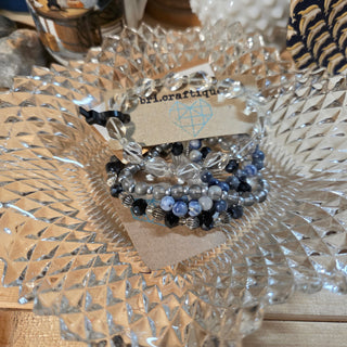 SALE - bri.craftique - Vintage Glass Crystal Beaded Bracelet