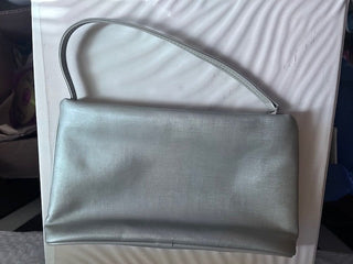SMALL SILVER PURSE WITH HANDLE