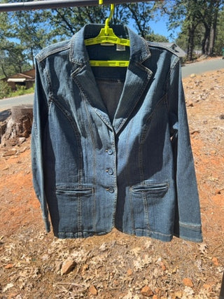 St. John's Bay blue denim jacket features a button-front blazer 1X