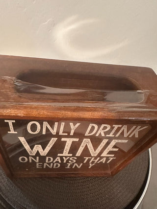 Bank Wine Drinker Wood MTS