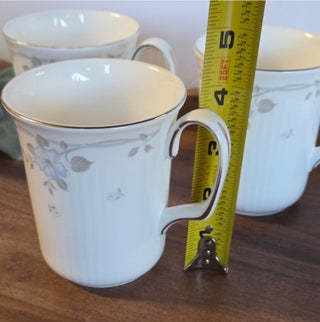 Vtg Royal Albert Satin Rose Mugs, 3pc Set- RSV