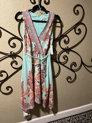New with Tags, Women's Size 6 Sleeveless Faux Wrap Dress RCD|119383
