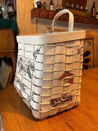 Hanging Mushroom Desaigned Whicker Basket RSV