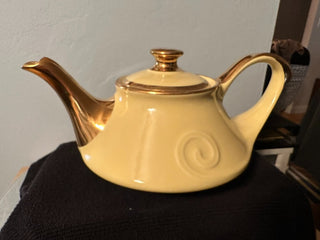 Teapot Pearl China Co. 22kt Art Deco MTS
