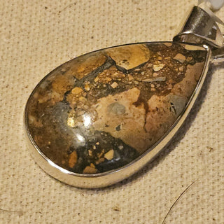 .925  brecciated mookaite pendant