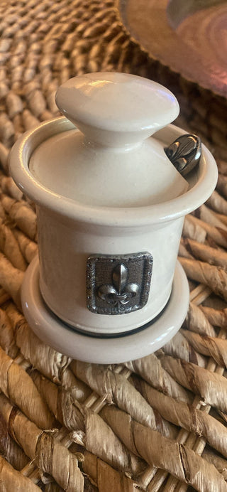 Crosby & Taylor  Petite Pot w/spoon