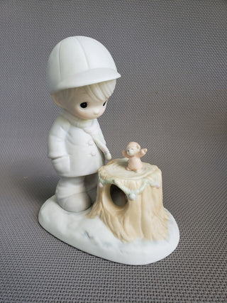 Vtg Precious Moments A Cozy Season Boy w/Cub RCD