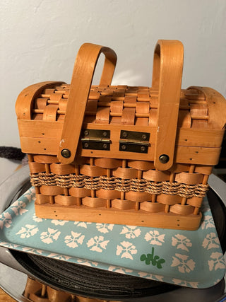 Basket Picnic Lined, Hasp MTS|118501