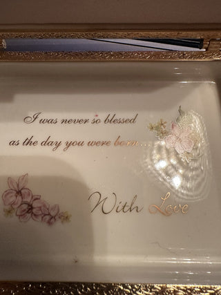 Ardleigh Elliott "Dear Grandaughter" Porcelain Music / Trinket Box 2005 #62 VV MTS
