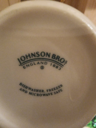 Mug Red Castles of England Johnson Brothers RSV|66240