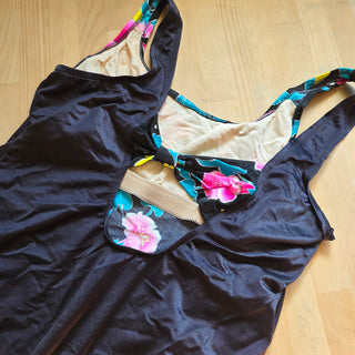 SALE - Vtg Take Nine | Maternity Swimsuit - 1 piece (M)