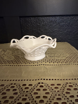 Vintage Milk Glass Lace Edge Bowl-RCD|68522