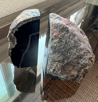 Black agate bookends|70806
