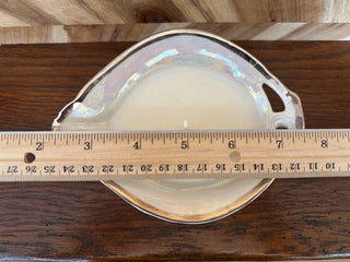 CANDLE IN PEARL WHITE LUSTER CREAMER SCENT TULIP FIELDS|107383