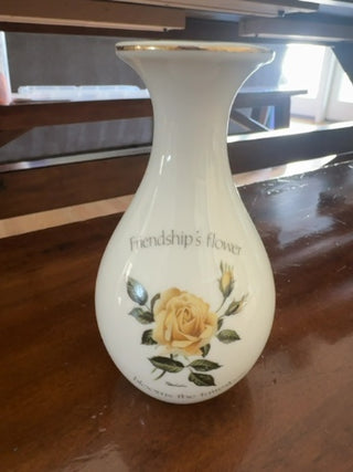 AJ - Yellow Rose Vase MTS