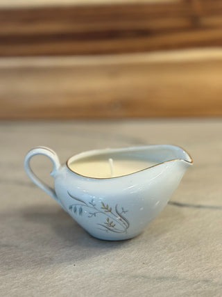 SOY CANDLE IN CREAMER SCENT BLACK RASPBERRY VANILLA