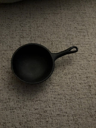 Mini Black Cast Iron Skillet / Frying Pan 4”