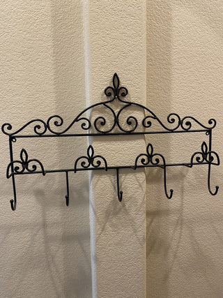 Vtg black wrought iron scrolled plate holder w/hooks RCD