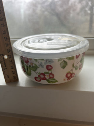 New GRACE Pantry Porcelain Strawberry Small Bowl & Lid-RSV