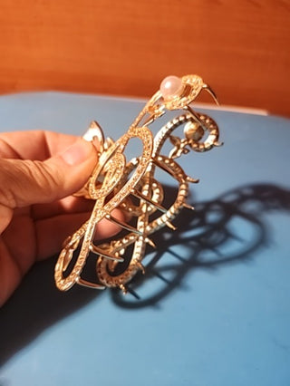 Patkaw hair clip