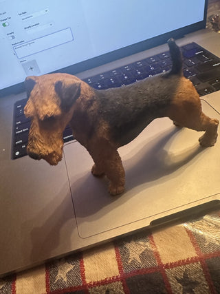 Airedale Terrier Figurine #62 VV MTS|130806