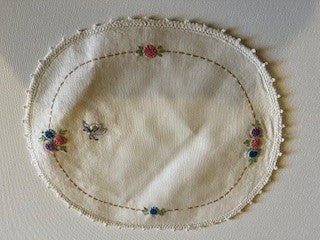 #2225 Embroidered Floral  Oval Doily