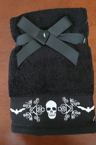 Skeleton hand towels,  set of 2, New w/tags,  RSV|108389