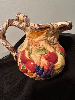 Pitcher Fruit Relief Colors MTS|69218