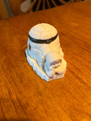 Snowbabies Home Sweet Home Bisque Hinged Trinket or Pill Box RSV|123731