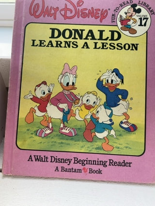 Vintage Donald Learns A Lesson Walt Disney Fun-To-Read Library Volume 17 ( 1986)