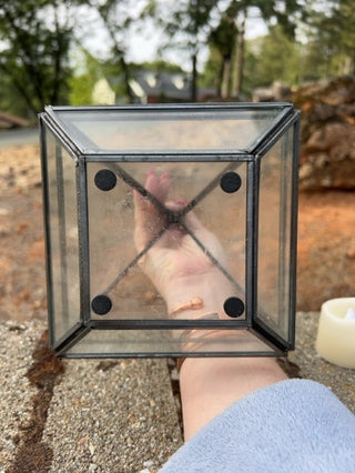 Geometric Terrarium Glass with frameless candle
