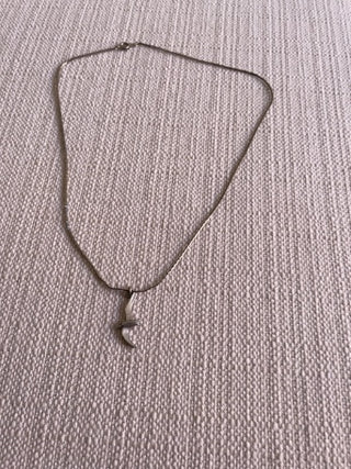 Silvertone seagull necklace