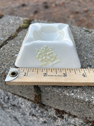 #91 Irish Belleek Ireland 3rd Green Mark (1965-1980) Small Yellow Lustre Ashtray