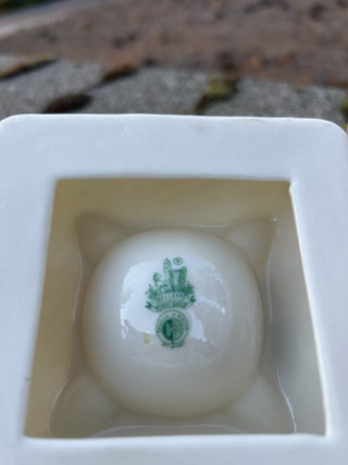 #91 Irish Belleek Ireland 3rd Green Mark (1965-1980) Small Yellow Lustre Ashtray