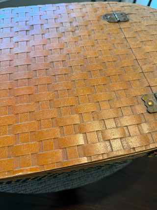 Vintage Hawkeye Picnic Basket RSV|111461