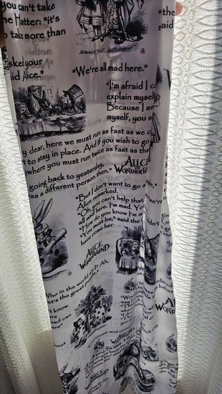 Alice in Wonderland Scarf (BRI) - MTS|122479