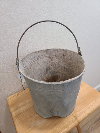 SALE!! Primitive Galvanized Metal Bucket with handle RCD|82789