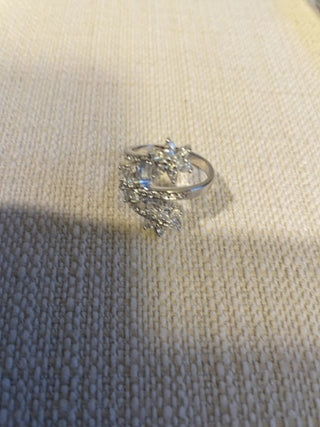 Floral crystal ring size 9 1/2 Silvertone